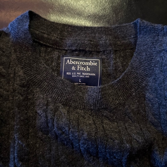 A&F Wool sweater. - Picture 1 of 11